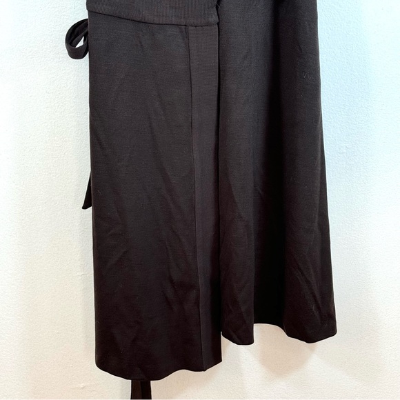 Diane Von Furstenberg Lauren 100% Wool Puff Short Sleeved Wrap Dress Sz 6 - Picture 4 of 16